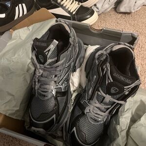 balenciaga runners